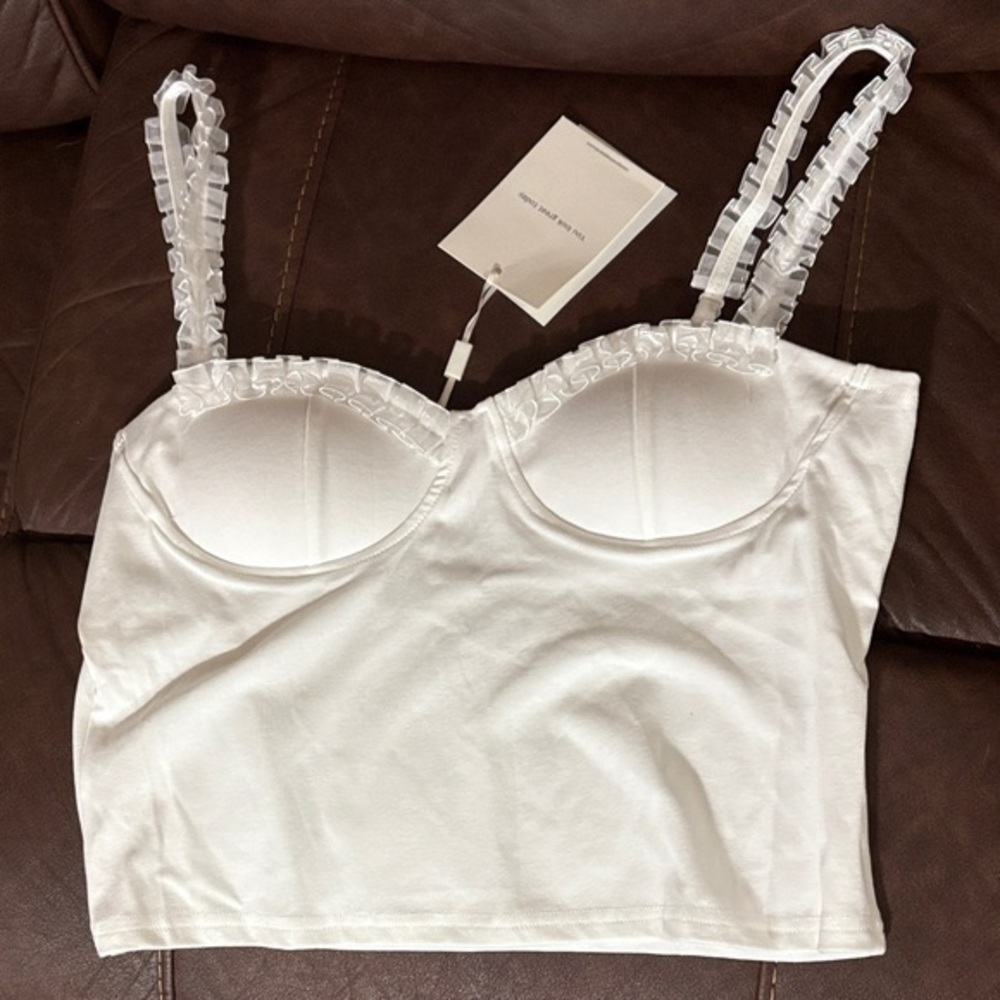 NWT ROSIE POSIE Chic White Ruffled Strap Tank Top - Picture 1 of 9